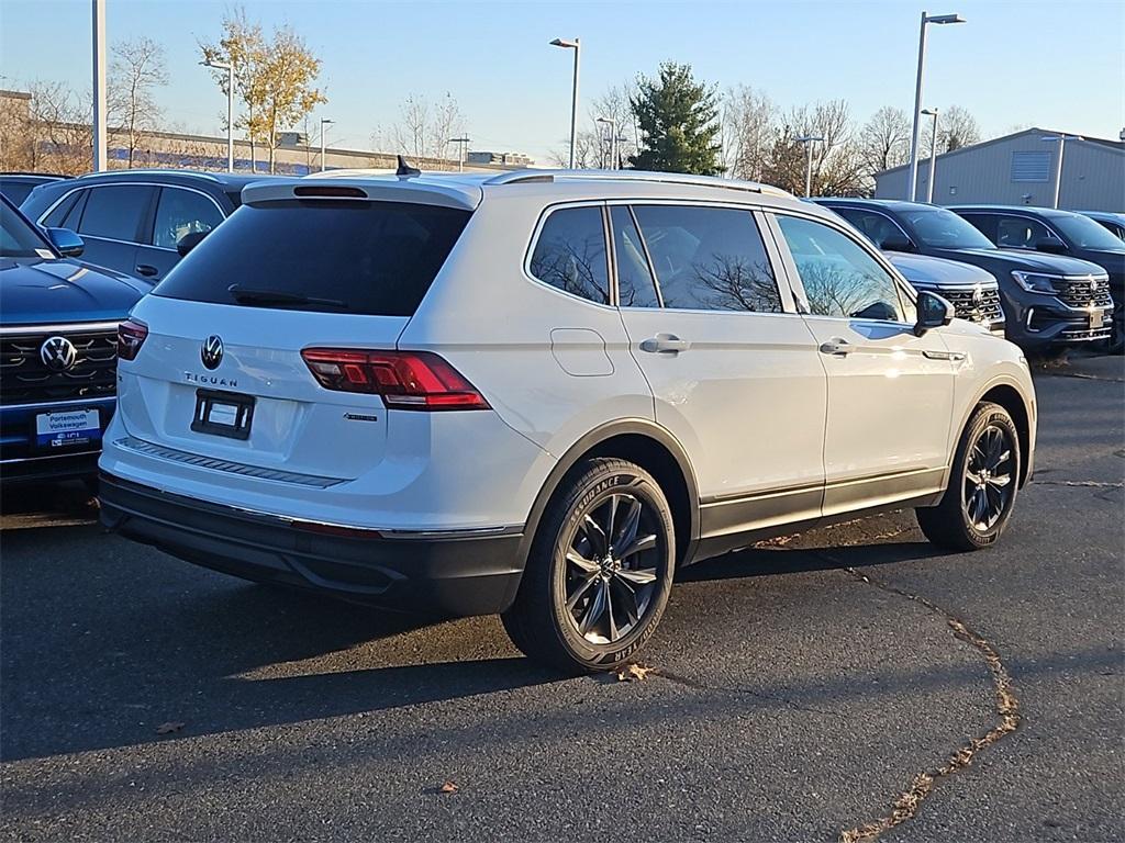 new 2024 Volkswagen Tiguan car, priced at $35,328