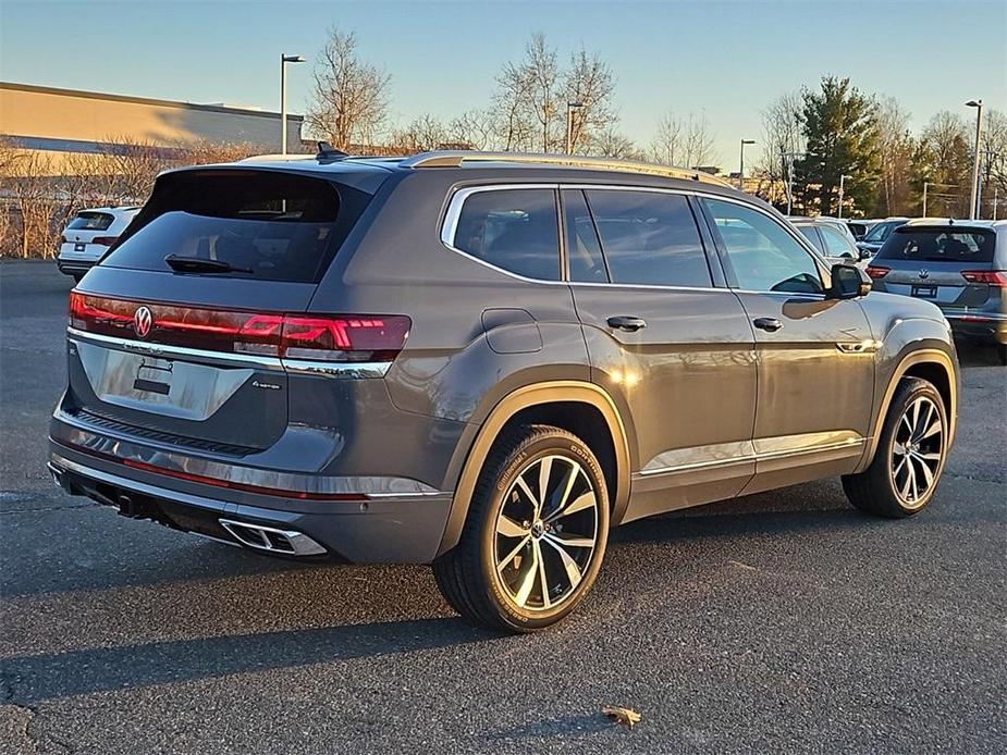 new 2025 Volkswagen Atlas car, priced at $55,167