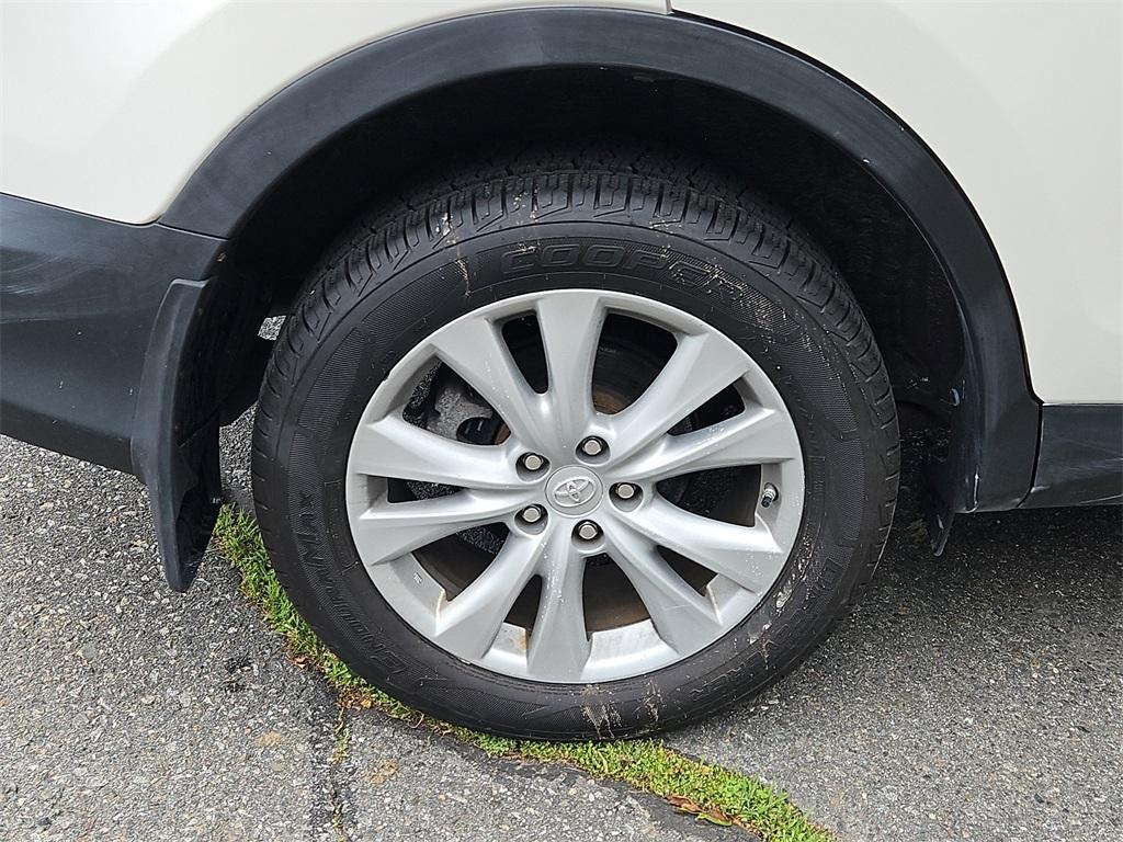 used 2014 Toyota RAV4 car, priced at $14,799