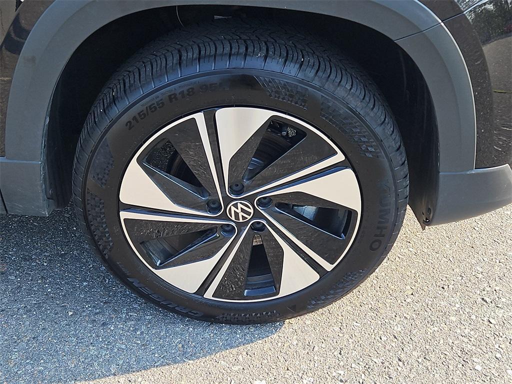 used 2024 Volkswagen Taos car, priced at $27,499