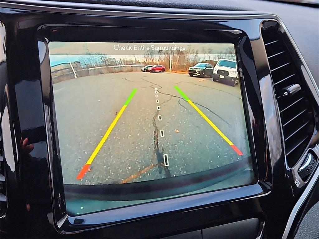 used 2019 Jeep Cherokee car, priced at $15,499