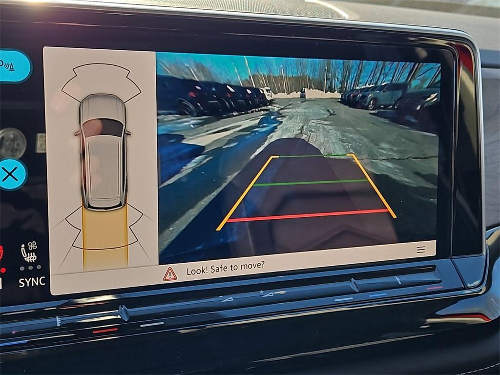 new 2025 Volkswagen Atlas car, priced at $47,495