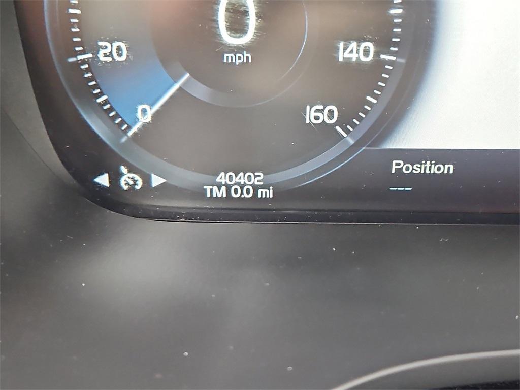 used 2020 Volvo XC60 car, priced at $29,987