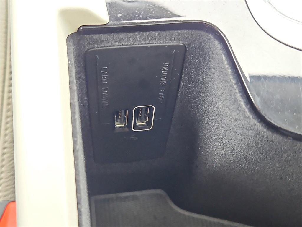 used 2020 Volvo XC60 car, priced at $29,987