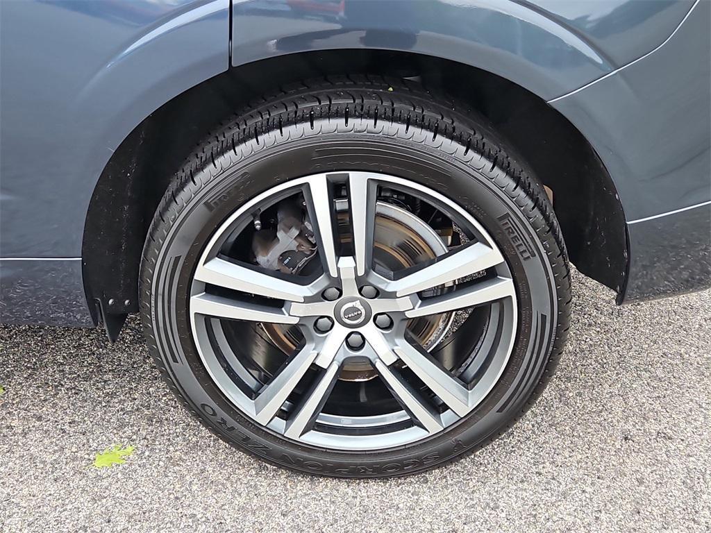 used 2020 Volvo XC60 car, priced at $29,987