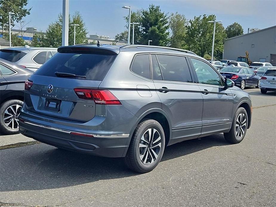 new 2024 Volkswagen Tiguan car, priced at $31,392