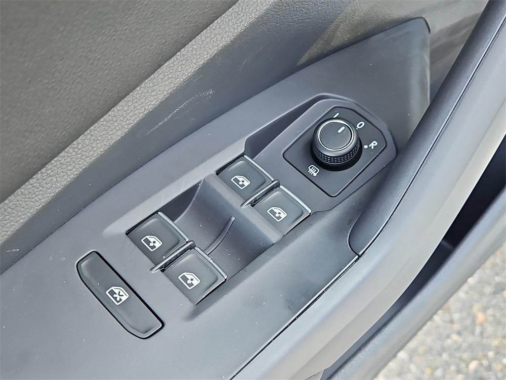 new 2025 Volkswagen Jetta car, priced at $25,370