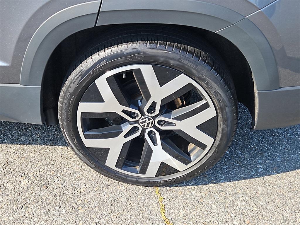 used 2022 Volkswagen Taos car, priced at $24,999