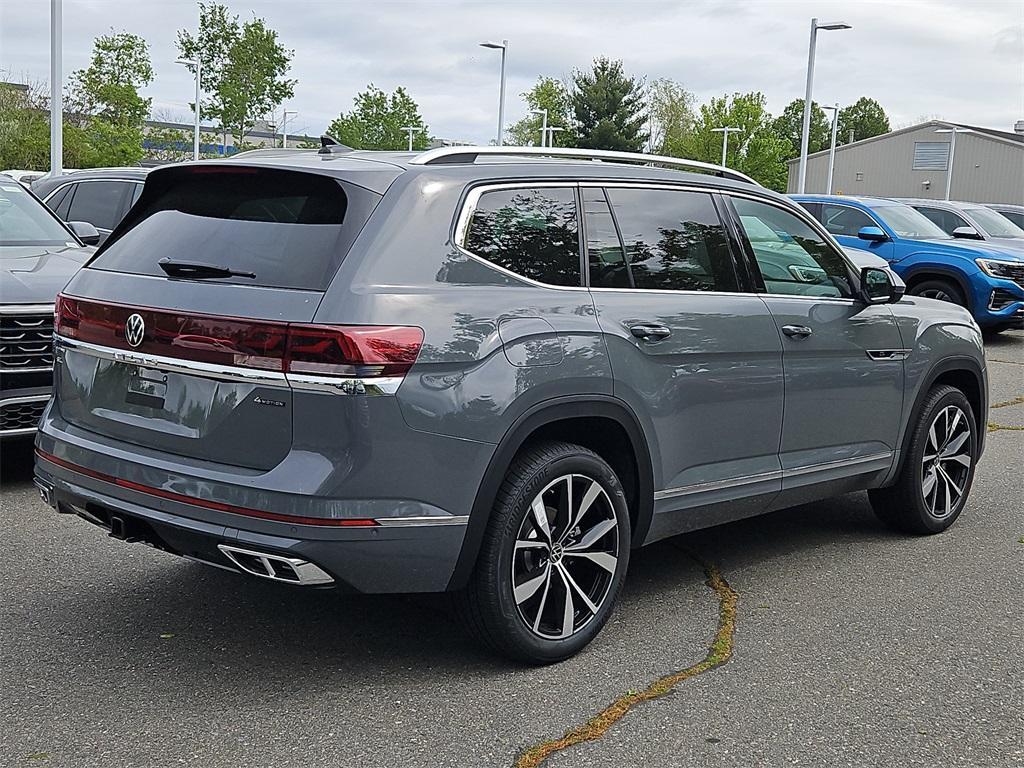 new 2025 Volkswagen Atlas car, priced at $55,030