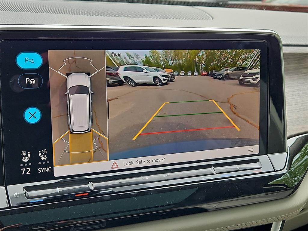 new 2025 Volkswagen Atlas car, priced at $55,030