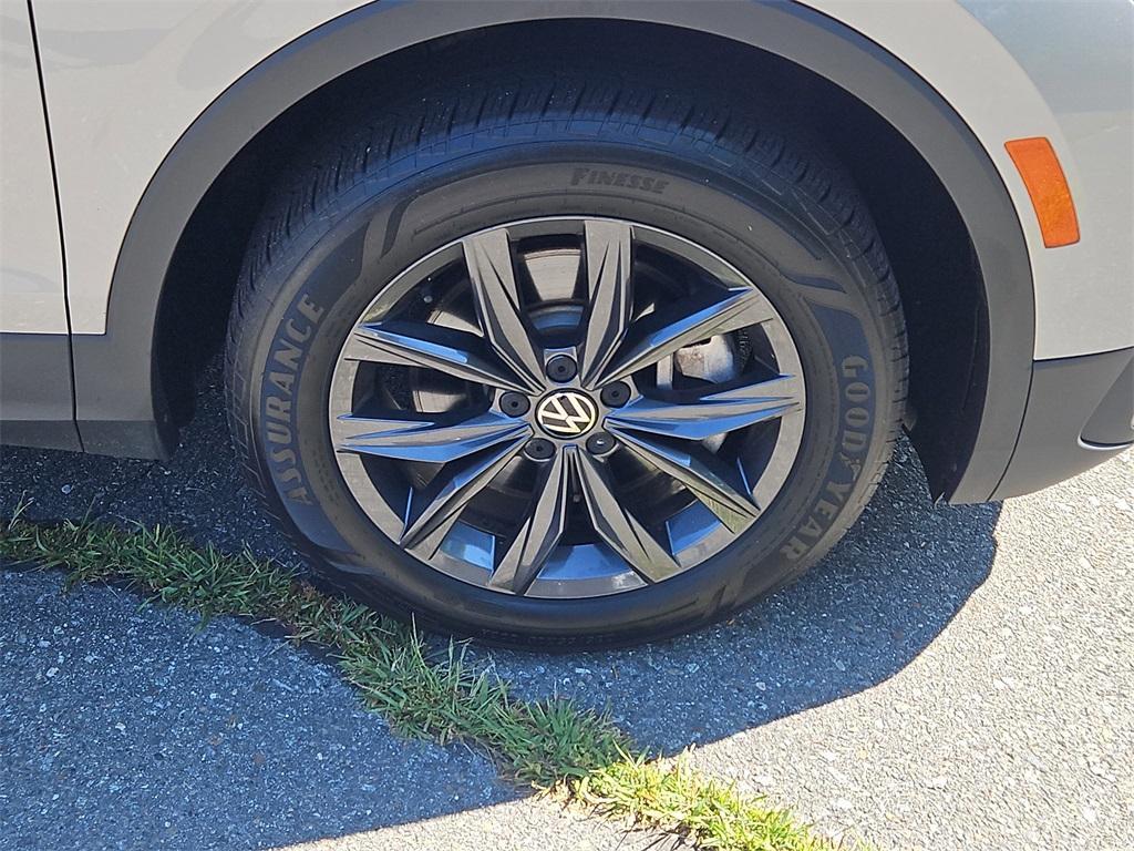 used 2022 Volkswagen Tiguan car, priced at $25,999