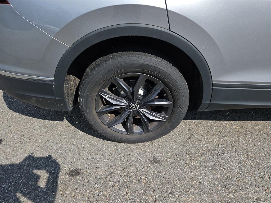 used 2022 Volkswagen Tiguan car, priced at $25,999