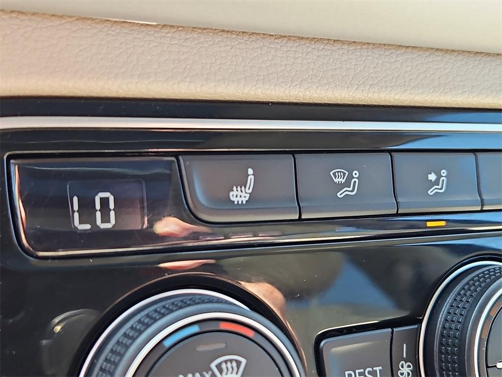 used 2022 Volkswagen Atlas car, priced at $28,999