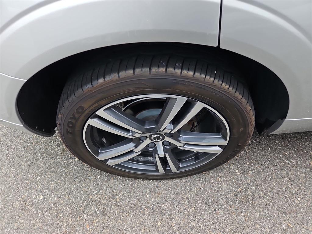 used 2019 Volvo XC60 car, priced at $26,987