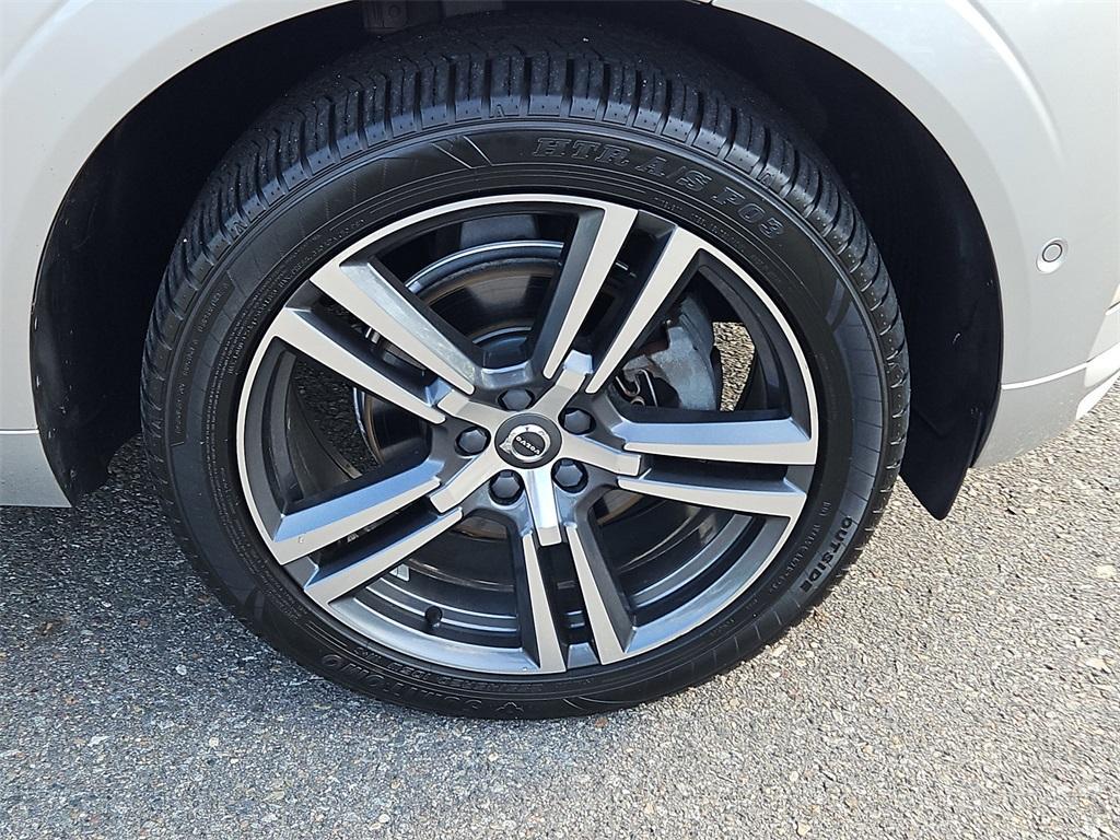 used 2019 Volvo XC60 car, priced at $25,999