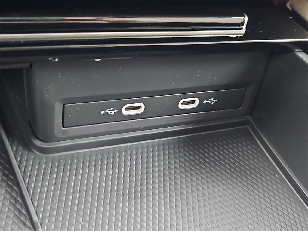 new 2026 Volkswagen Atlas car, priced at $55,864