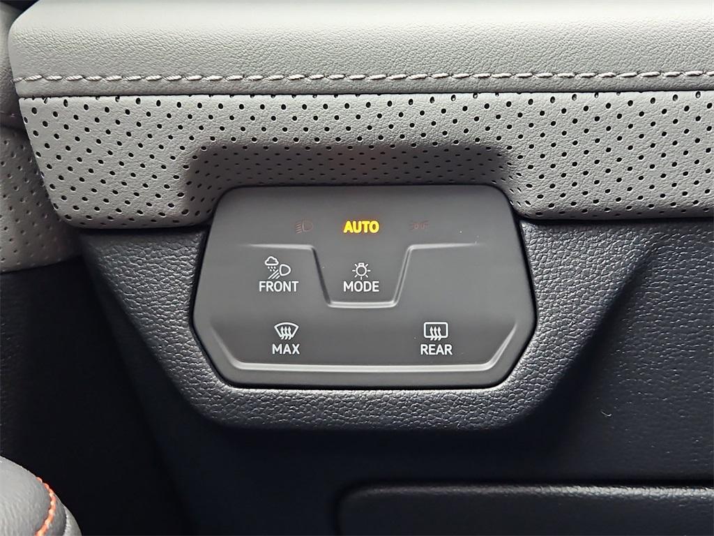 new 2025 Volkswagen Atlas car, priced at $47,987