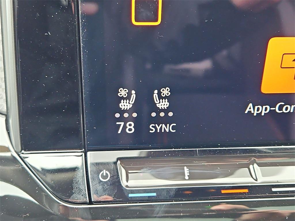 new 2025 Volkswagen Atlas car, priced at $47,987