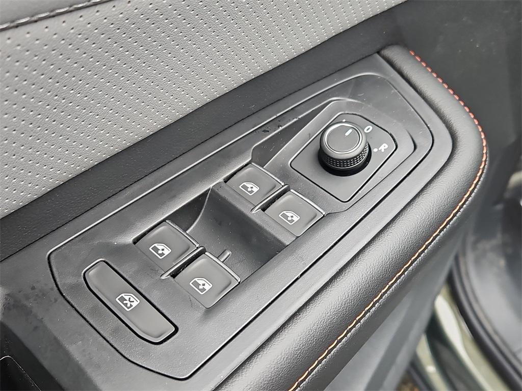 new 2025 Volkswagen Atlas car, priced at $47,987