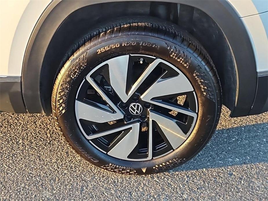 used 2024 Volkswagen Atlas car, priced at $41,787