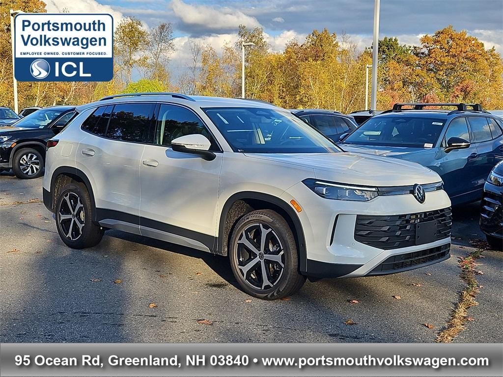 new 2025 Volkswagen Tiguan car, priced at $35,518