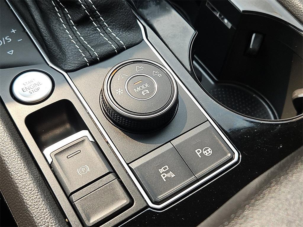 used 2022 Volkswagen Atlas car, priced at $37,499