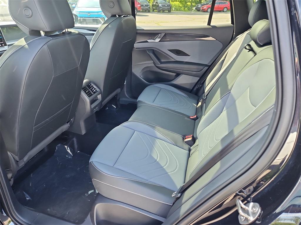 new 2025 Volkswagen Tiguan car, priced at $38,282