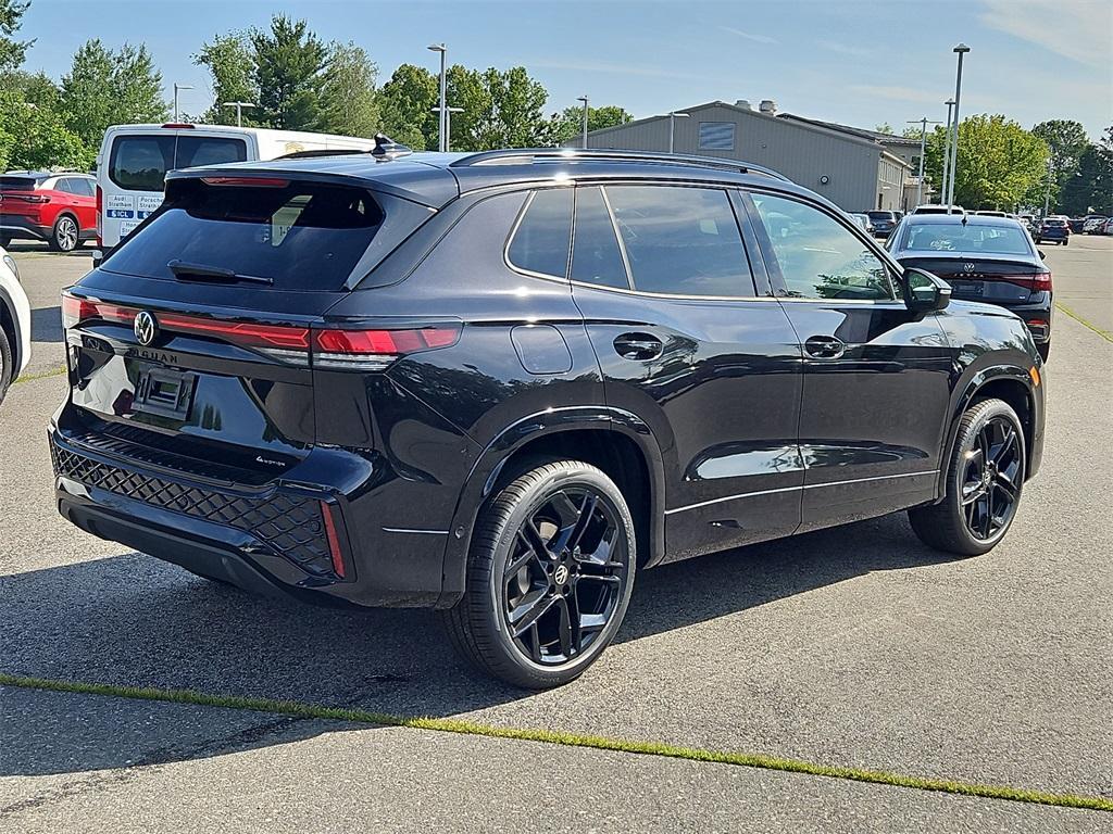 new 2025 Volkswagen Tiguan car, priced at $38,282