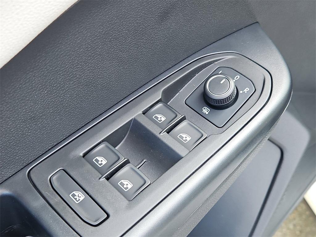 new 2025 Volkswagen Taos car, priced at $28,026