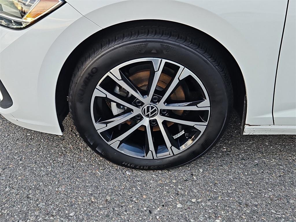 used 2024 Volkswagen Jetta car, priced at $19,599