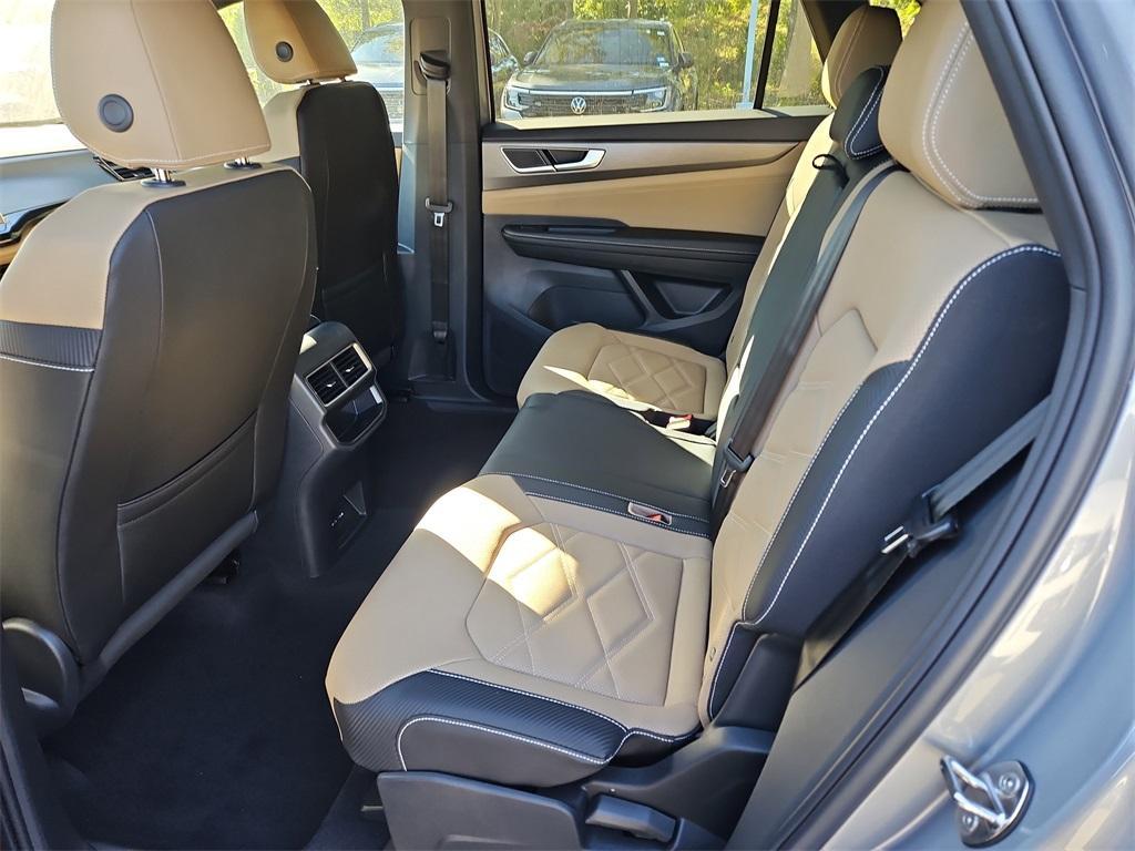 new 2026 Volkswagen Atlas Cross Sport car, priced at $41,157