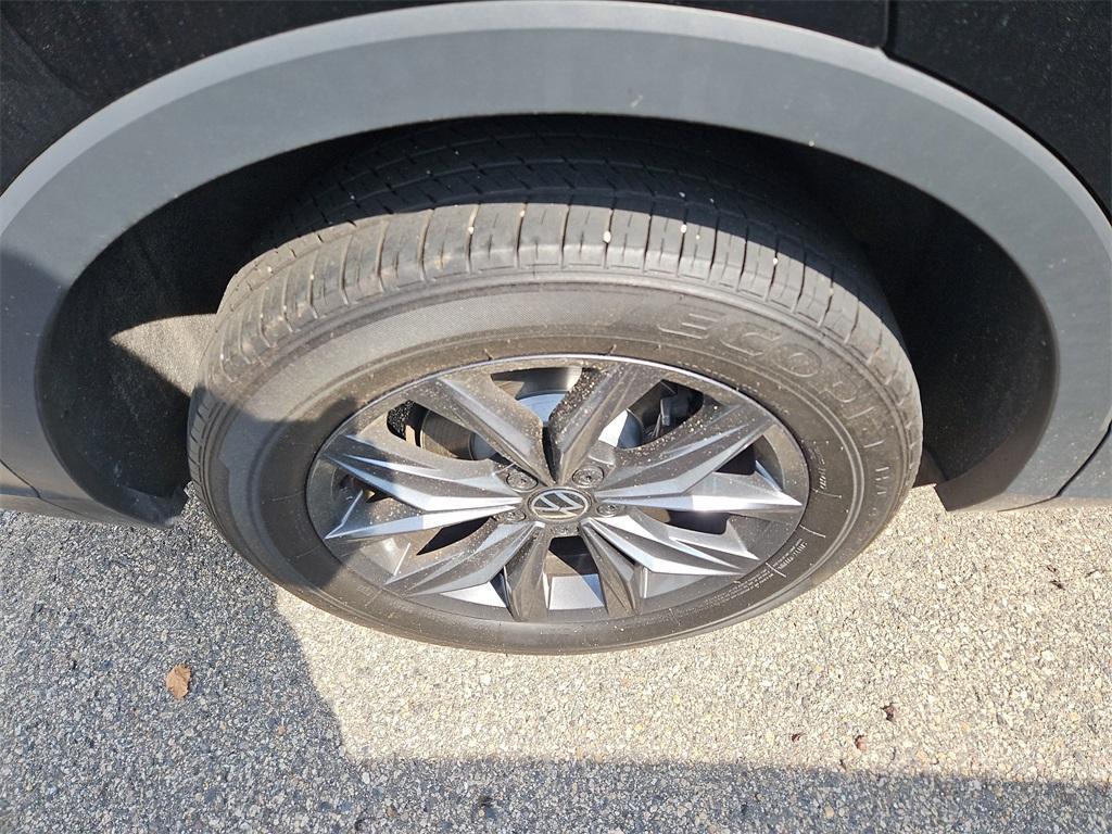 used 2022 Volkswagen Tiguan car, priced at $26,999
