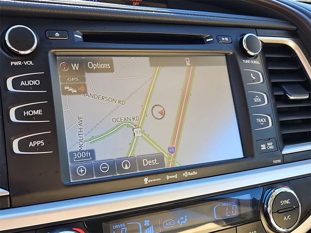used 2019 Toyota Highlander car, priced at $29,487