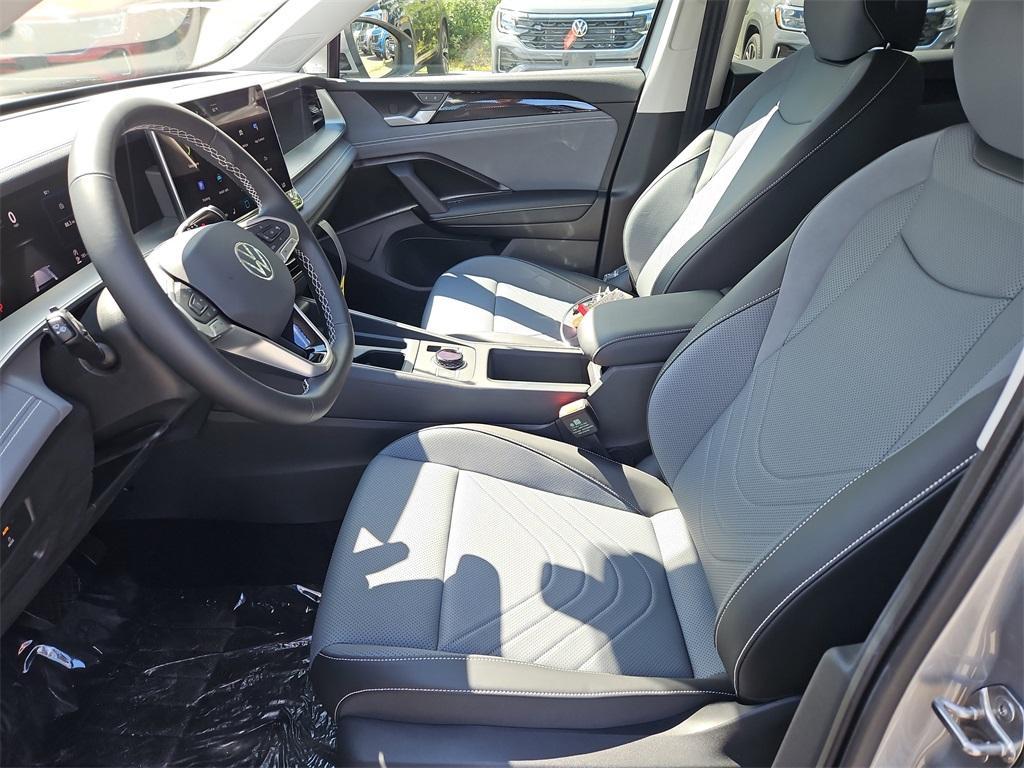 new 2025 Volkswagen Tiguan car, priced at $34,898