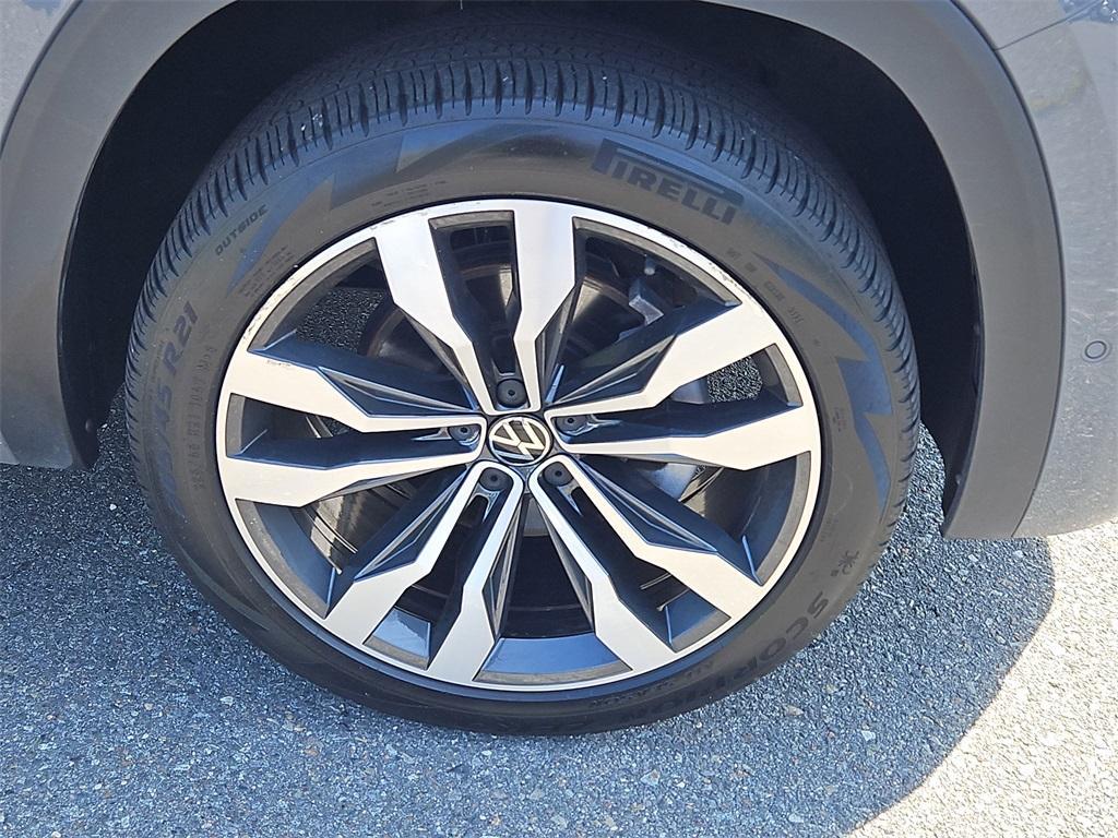 used 2022 Volkswagen Atlas Cross Sport car, priced at $34,987