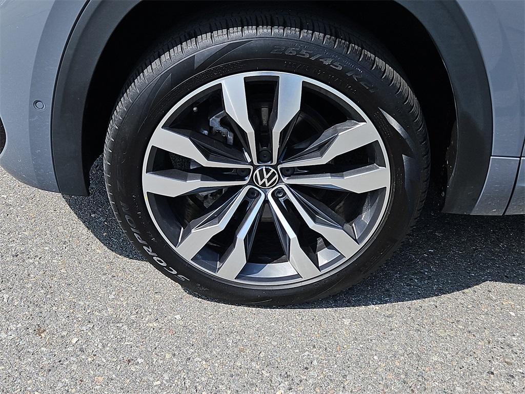 used 2022 Volkswagen Atlas Cross Sport car, priced at $34,987