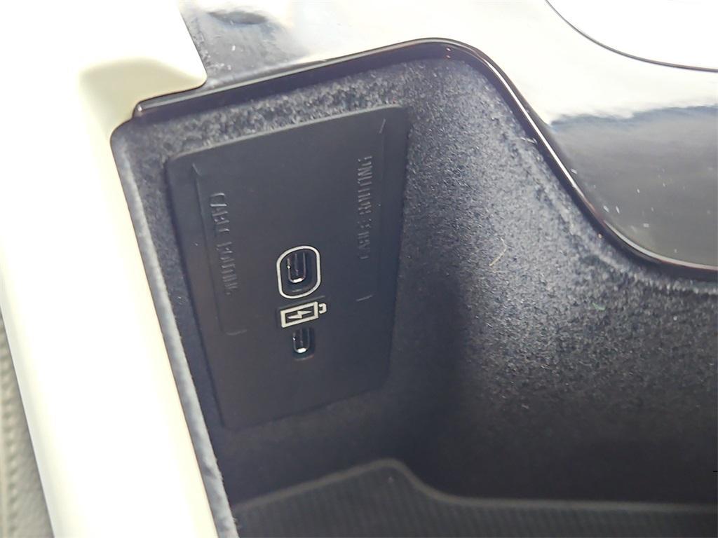 used 2023 Volvo XC60 car, priced at $38,699