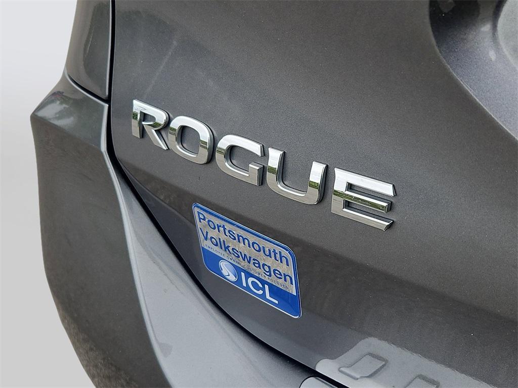 used 2017 Nissan Rogue car, priced at $12,987