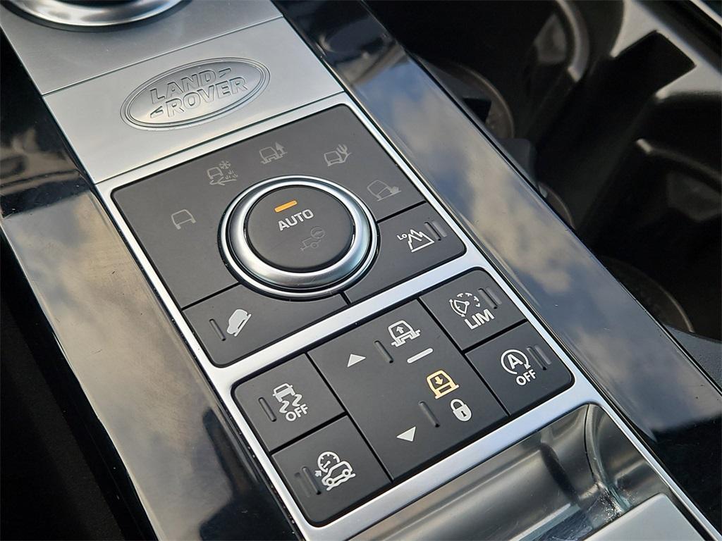 used 2017 Land Rover Discovery car, priced at $17,999