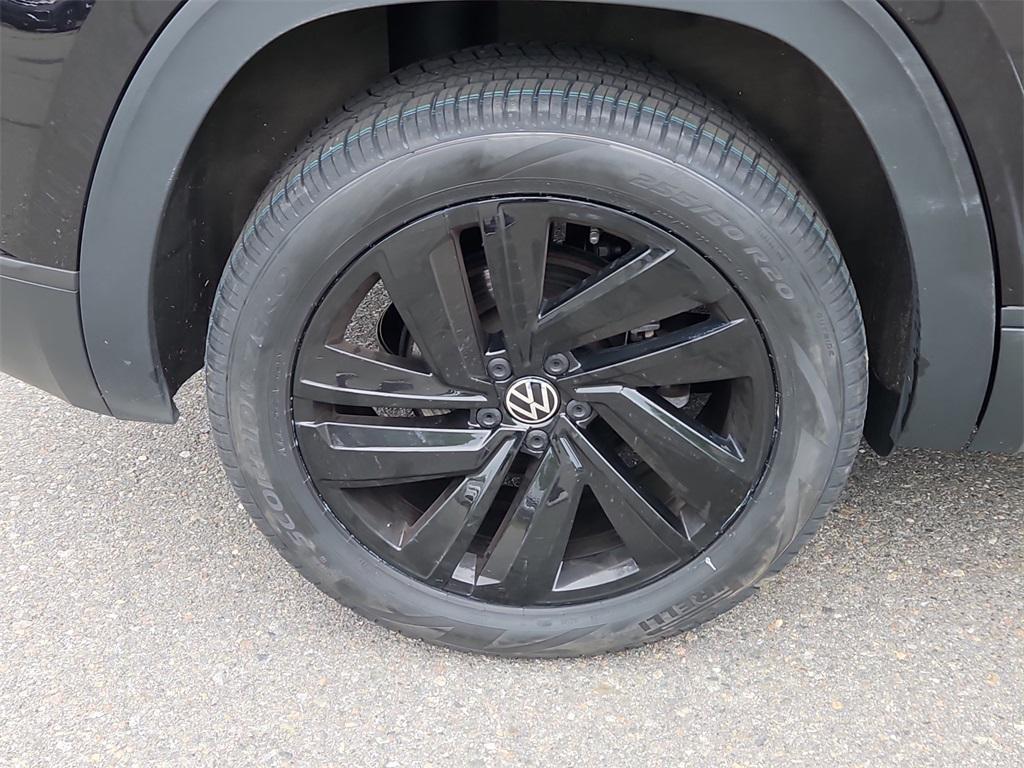 used 2022 Volkswagen Atlas Cross Sport car, priced at $28,987
