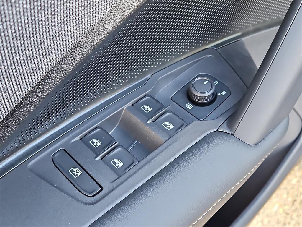 new 2026 Volkswagen Tiguan car, priced at $33,380