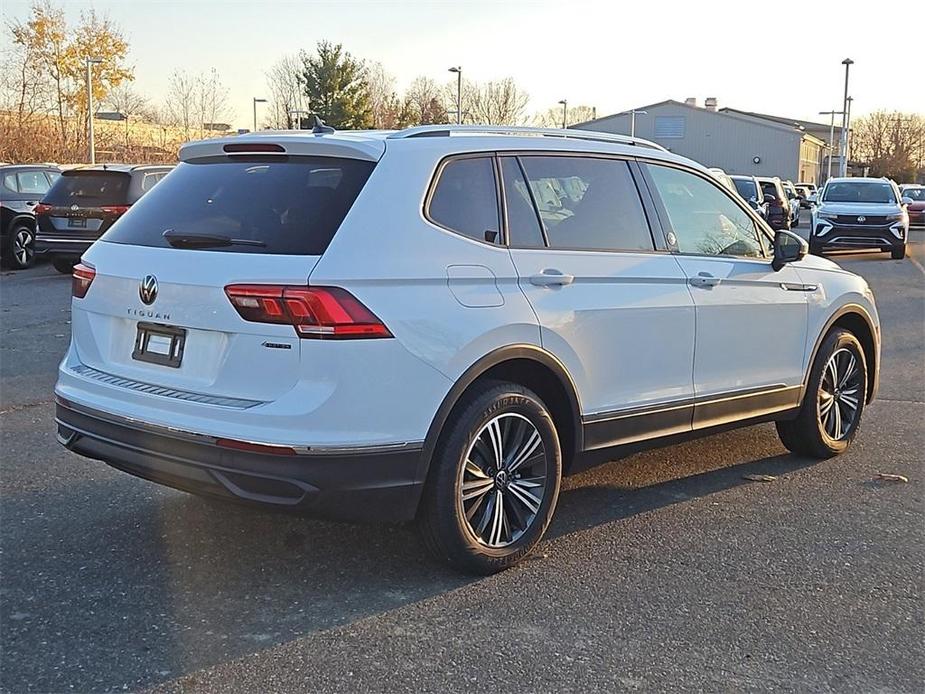 new 2024 Volkswagen Tiguan car, priced at $34,329