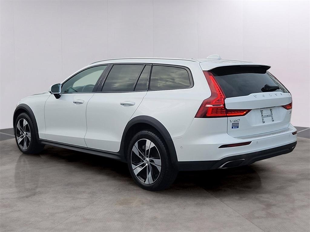 used 2020 Volvo V60 Cross Country car, priced at $29,987