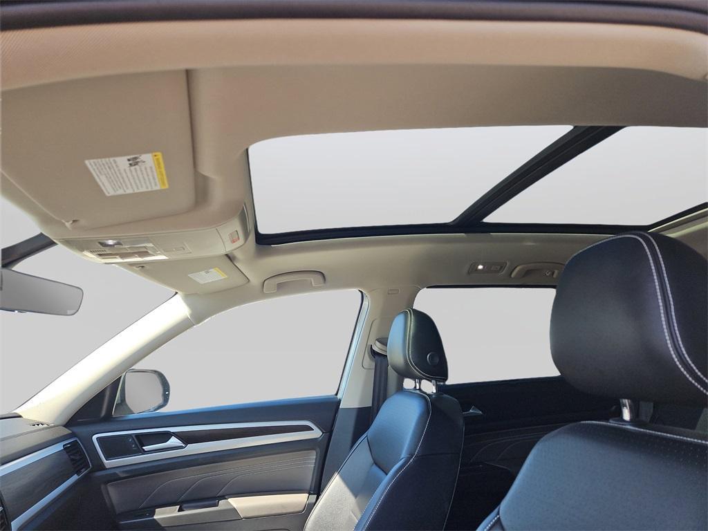 used 2022 Volkswagen Atlas car, priced at $31,399