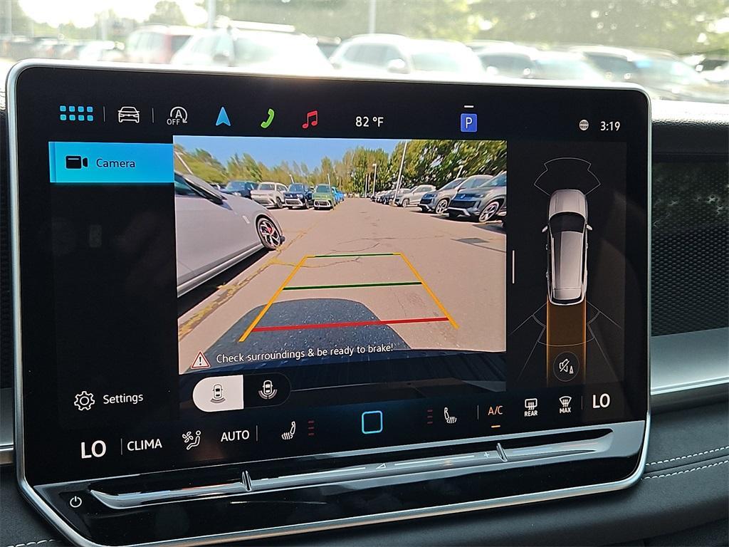 new 2025 Volkswagen Tiguan car, priced at $39,062