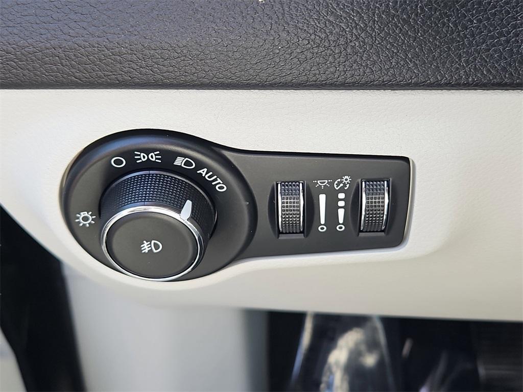 used 2018 Jeep Compass car, priced at $16,987