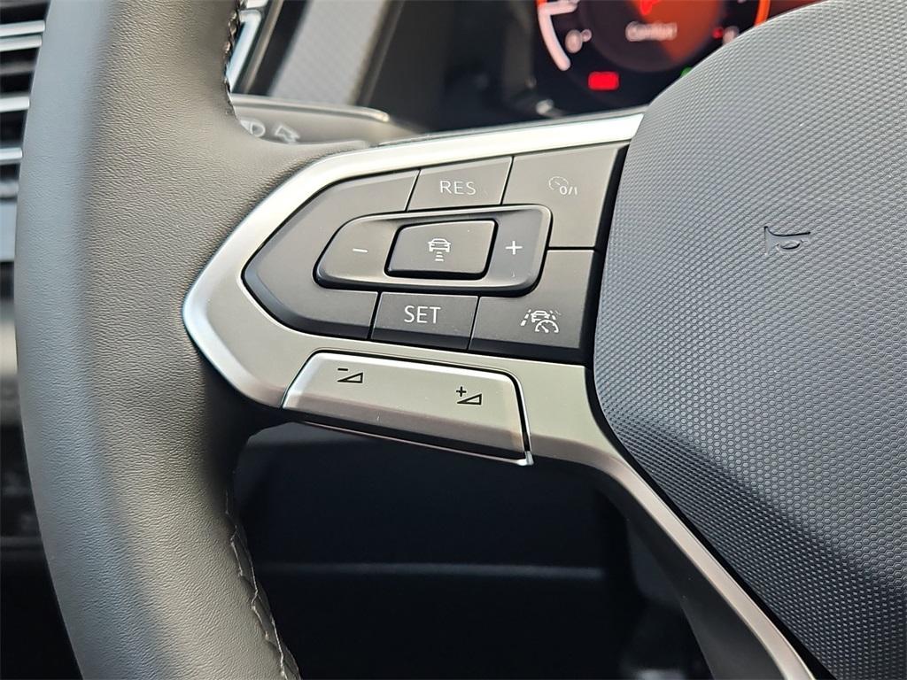 new 2025 Volkswagen Atlas car, priced at $47,308