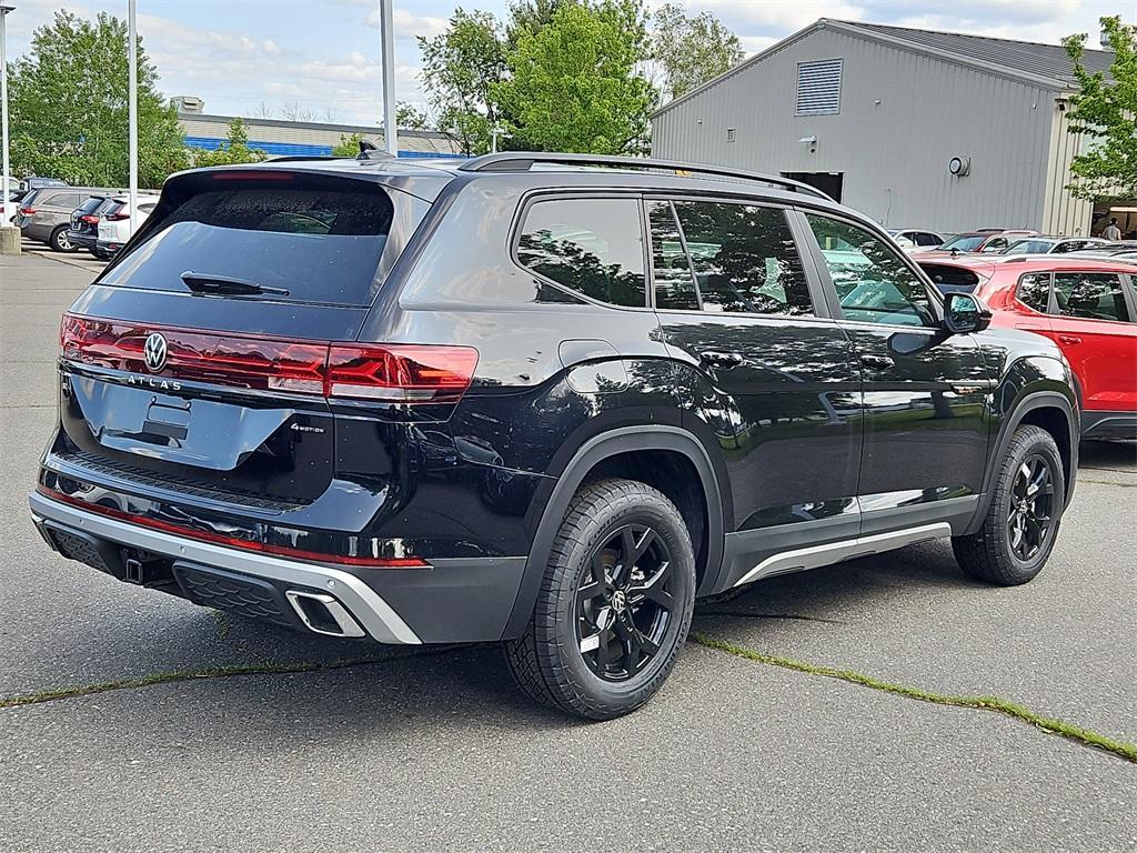 new 2025 Volkswagen Atlas car, priced at $47,308