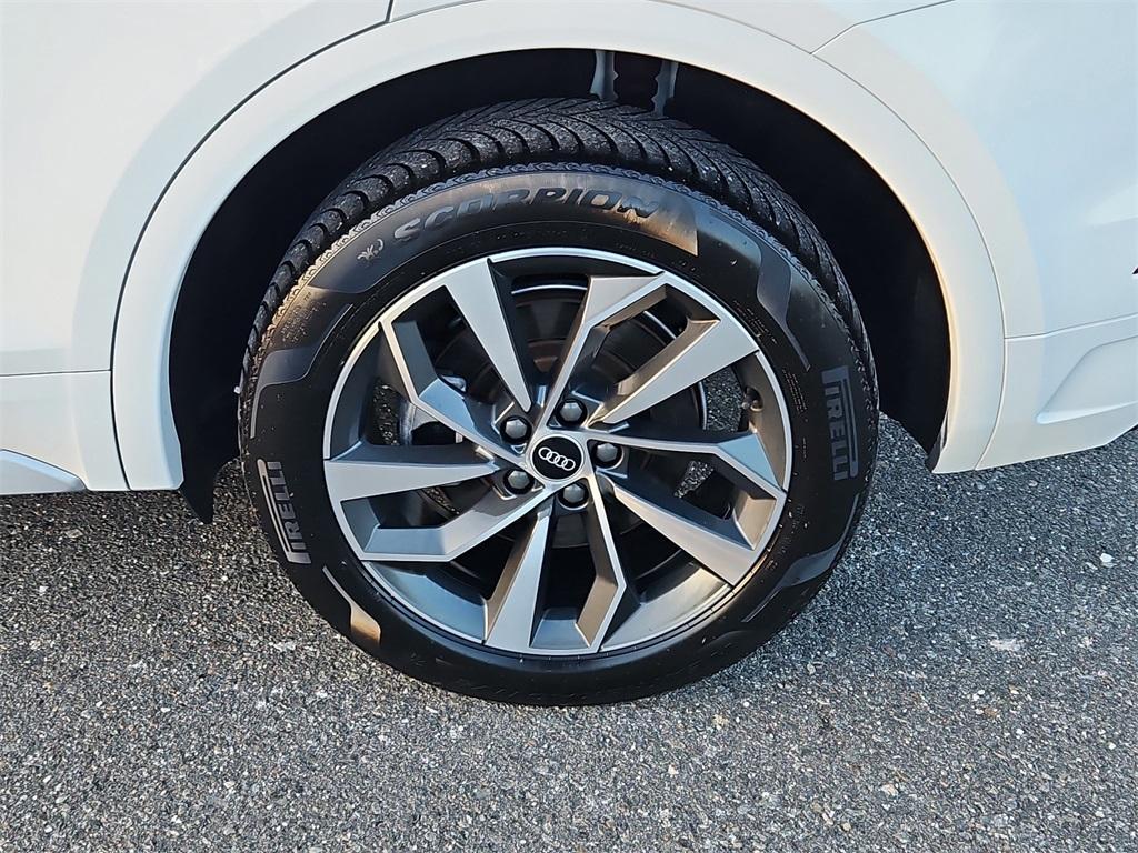 used 2021 Audi Q5 car, priced at $23,499