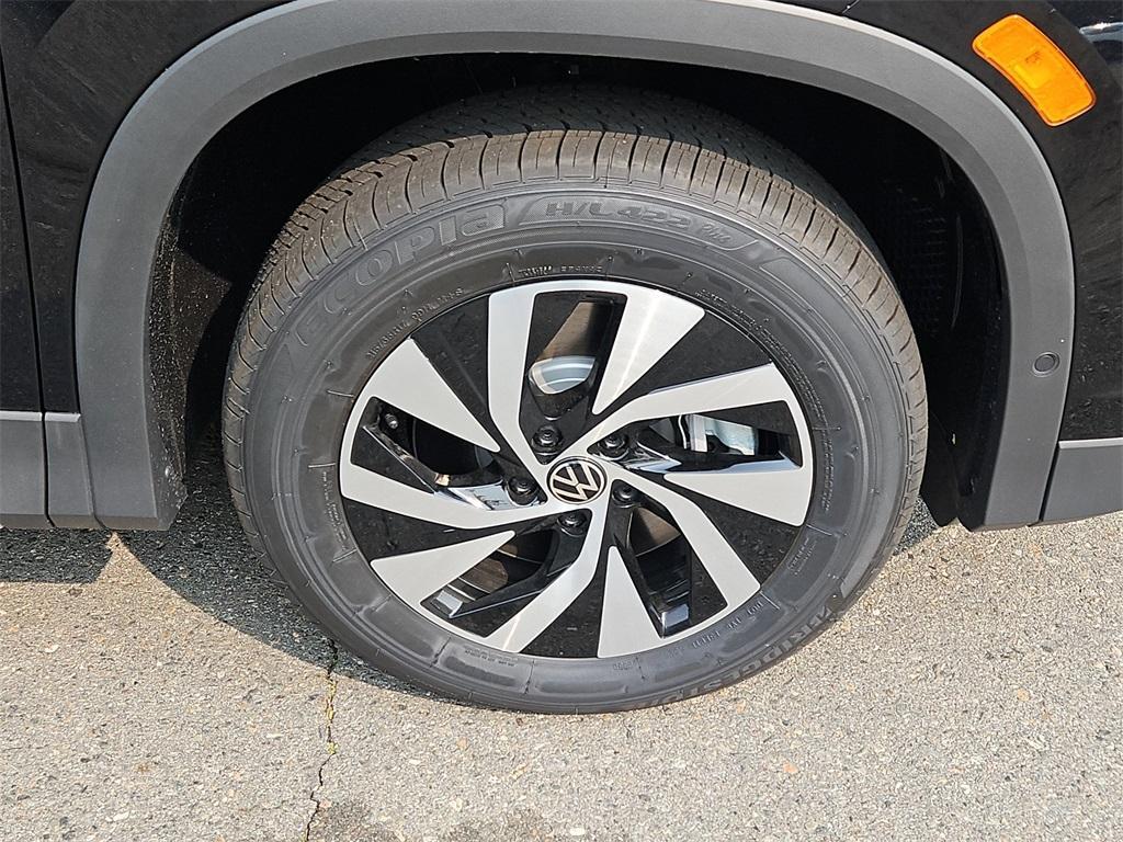 new 2025 Volkswagen Tiguan car, priced at $31,967